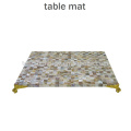 Tapis de table en coquillage triangulaire à la moule avec Golden Corner